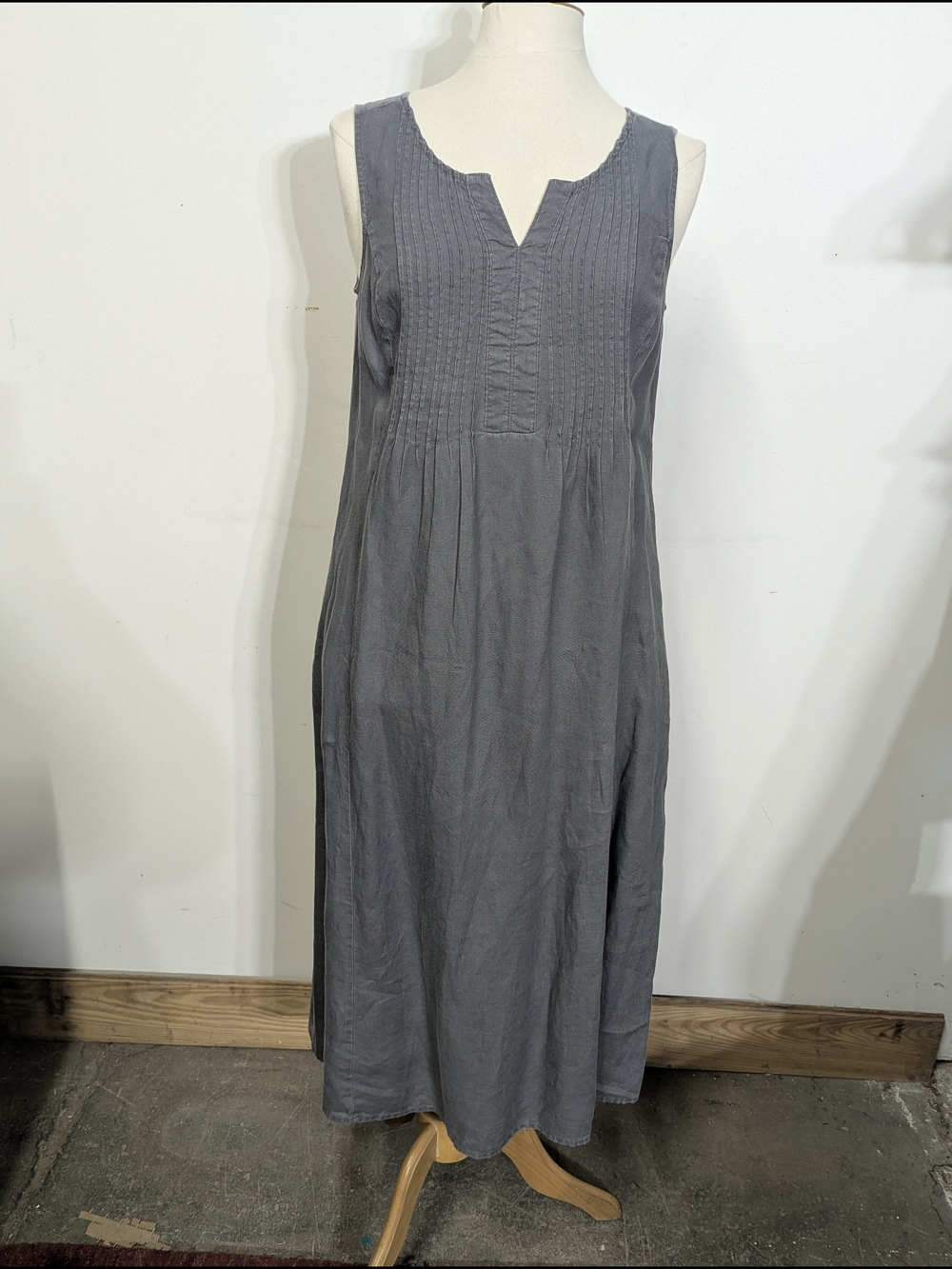 Malvin Germany Sleeveless Gray Linen Pintuck Maxi Dress M  8 Summer